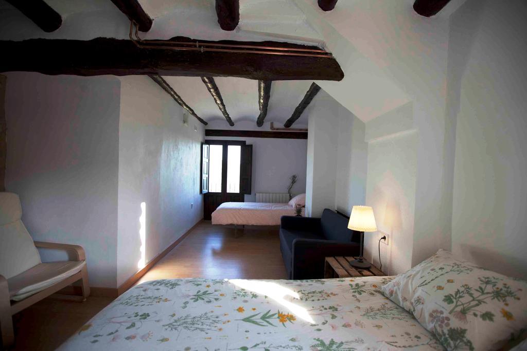 Hostal Mas de León Cortes de Arenoso Exterior foto